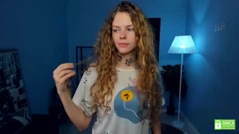 Natalie online show from November 4, 5:01 am