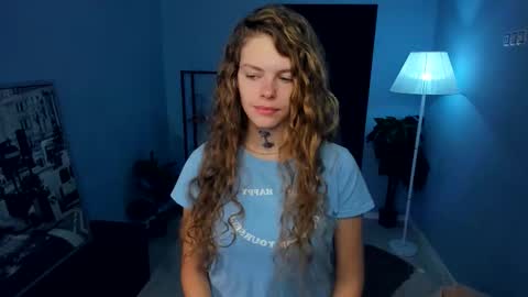 Natalie online show from October 31, 5:09 am