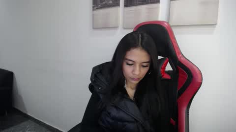 Natashax  online show from January 14, 7:30 pm