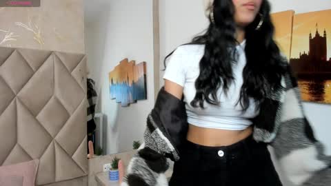 NATH QUIM online show from December 16, 7:54 pm