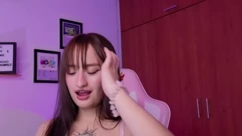 Nathalia Ramirez online show from April 1, 5:41 am