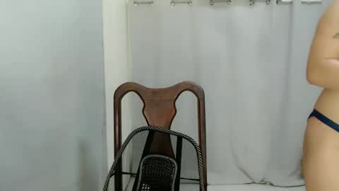 nathalie online show from February 4, 6:49 am