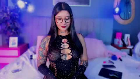 nathalia stone  online show from July 3, 3:34 am