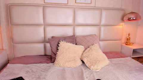 Natt  online show from September 18, 1:31 pm