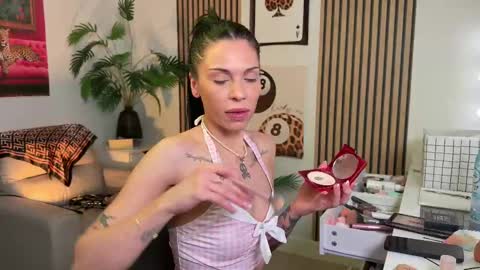 NATTY FIERROS online show from September 23, 9:18 am