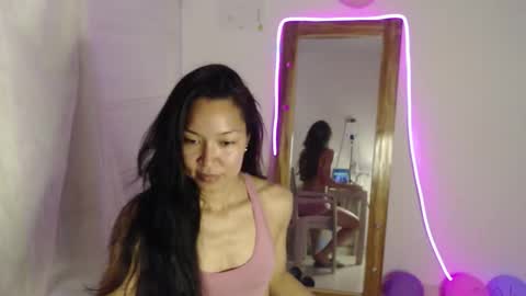 Stella Mcqueen online show from March 8, 1:04 pm