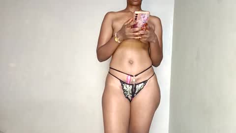 naughtiecouple_ online show from September 14, 1:20 pm