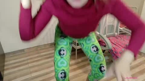 sabrina online show from April 12, 7:55 am