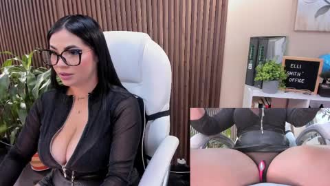         online show from April 5, 6:29 pm