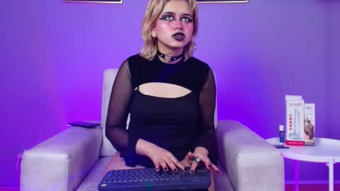 Navier  online show from October 21, 12:53 pm