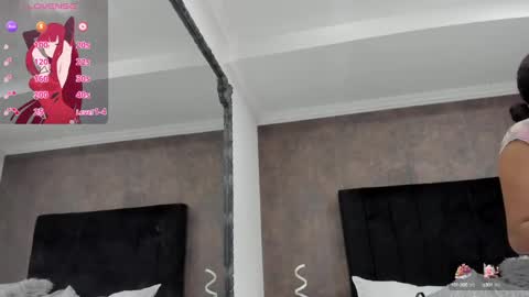 Naxa  Lexi online show from December 31, 12:15 pm