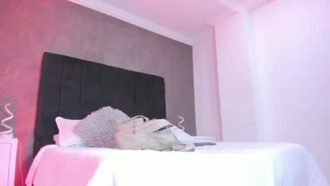 Naxa  Lexi online show from January 27, 12:05 pm