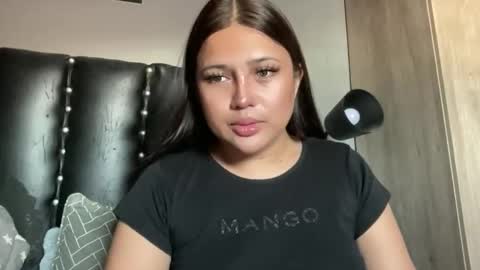 karla online show from March 16, 2:03 am