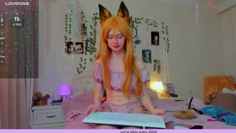 neko_kitsune online show from February 4, 1:27 pm