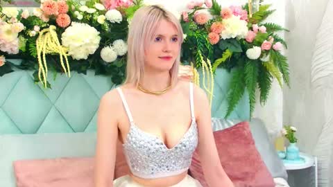 Nelly online show from October 20, 5:49 pm