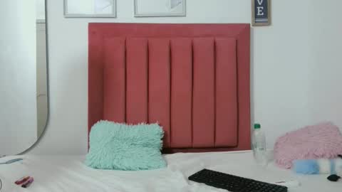 nellys_ online show from May 4, 8:12 pm