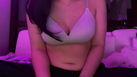 neomi online show from February 16, 8:14 am