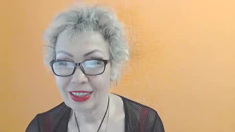 NessyJenixs online show from March 4, 9:38 am
