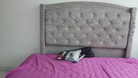 nesuko_kamado online show from December 4, 3:24 pm