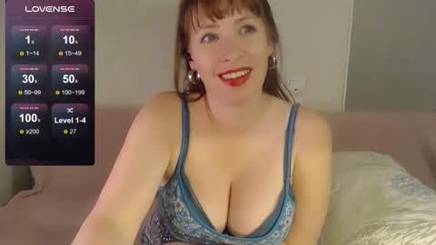 nettie789 online show from October 13, 8:22 pm