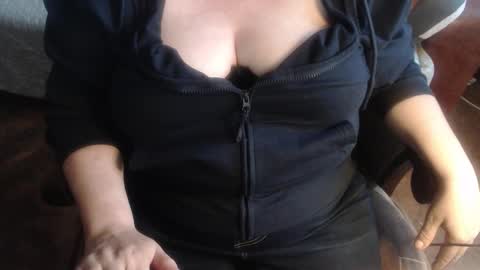 Lilly  online show from October 13, 1:36 pm