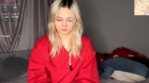 Chloe online show from January 15, 6:36 pm