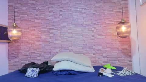 nextdoor_fantasy online show from April 16, 3:29 am