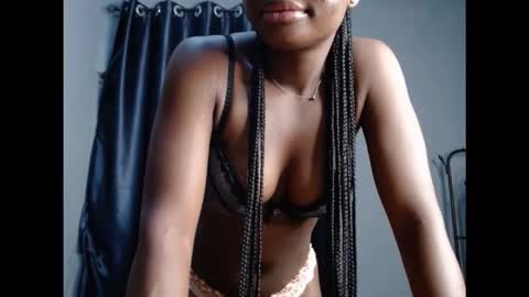 Niababy5 online show from March 12, 5:43 am