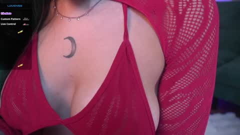 Dani 3 online show from December 14, 9:13 pm