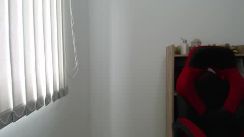 sara online show from November 15, 2:51 pm