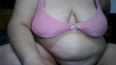 Nicholle online show from March 28, 10:52 pm