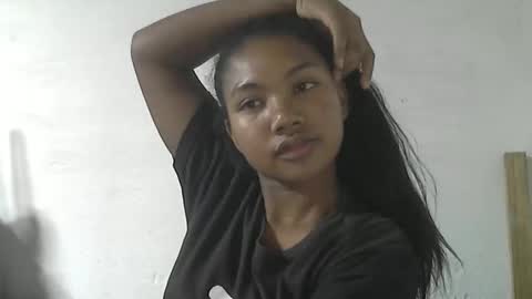 nickiqqyuu online show from April 30, 9:03 am