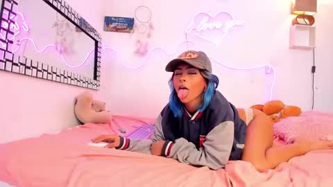 nicky_teem online show from January 13, 4:18 am