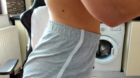 Nicky online show from March 14, 8:15 am