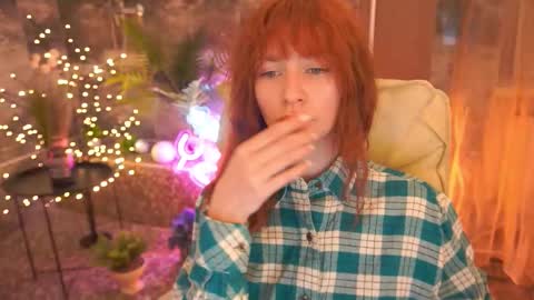 Nicol Moonn online show from February 4, 7:22 am