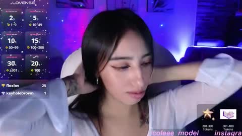 Nicole online show from January 9, 3:26 am