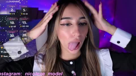 Nicole online show from February 26, 1:14 am