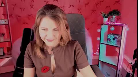 nicolehits online show from March 5, 2:57 pm