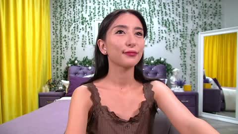 Nicole online show from December 7, 7:43 pm