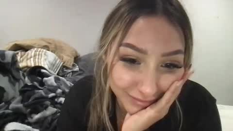 nicolelovesyou444 online show from February 12, 4:01 am