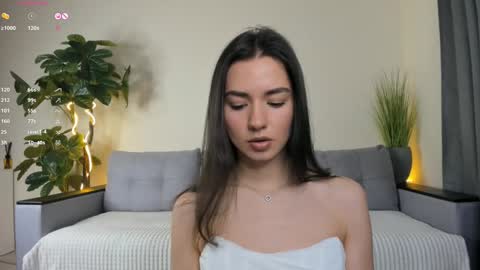 Dua Lipa online show from January 9, 1:02 pm