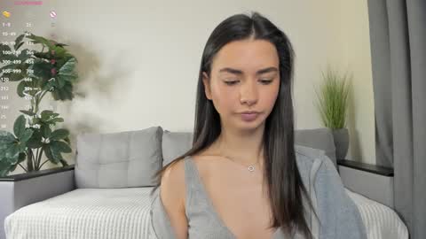 Dua Lipa online show from January 17, 1:03 pm