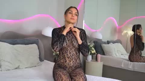 Nicole Space online show from June 29, 10:15 am