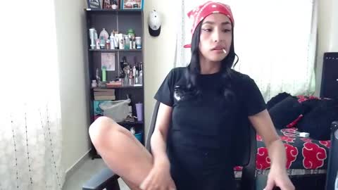 Nicole online show from November 5, 7:30 pm