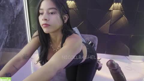 Nicoll  Independent model online show from February 25, 4:03 pm