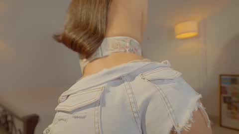  NEW instagram nicollemitchelle online show from February 12, 3:03 pm