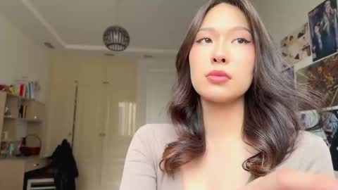 Hanna online show from April 10, 8:42 am