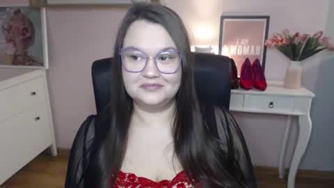 Holly online show from February 14, 8:16 am