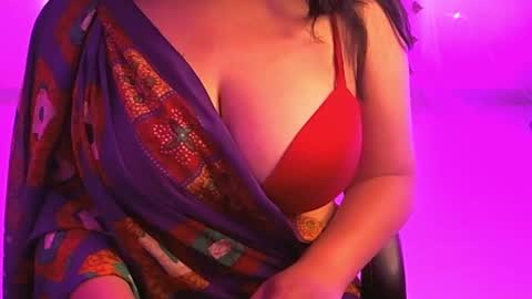 nightqueen107446 online show from March 6, 5:14 am