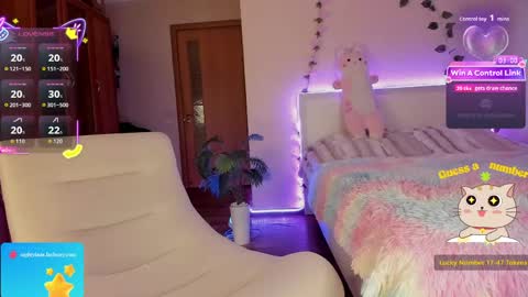 Lana online show from April 14, 2:06 pm